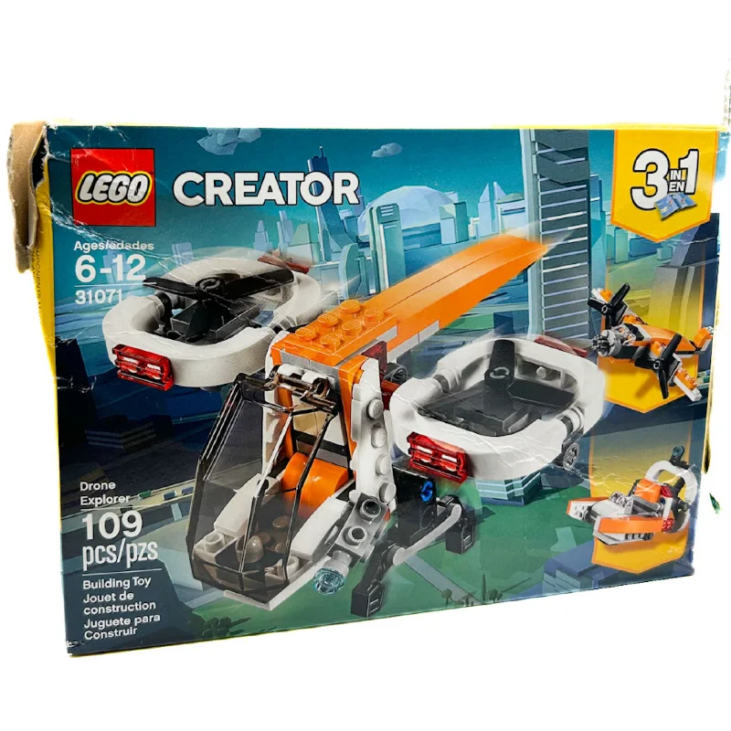 Seamlessly fitting LEGO connectionsDAMAGED BOX LEGO Creator Drone Explorer Set (31071) [RETIRED]