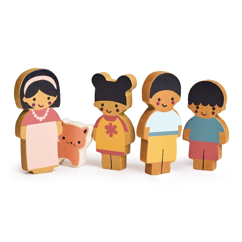 colorful wooden toys for toddlers             Doll Family with Cat