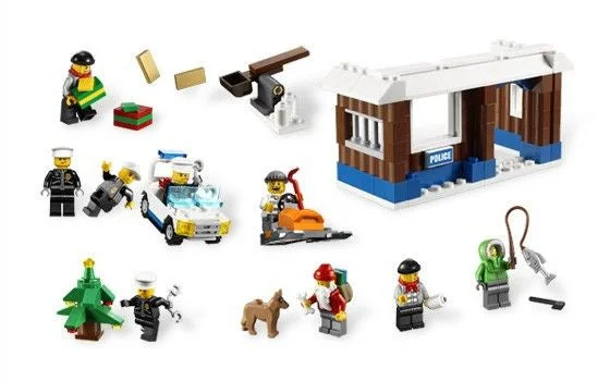 Collectible and valuable LEGO itemsLEGO City Advent Calendar (7553)