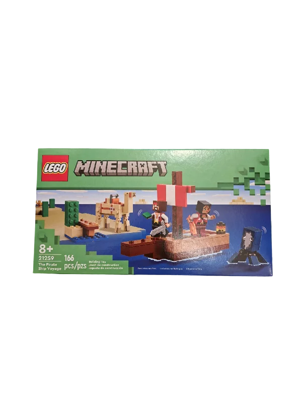 Stimulating and engaging LEGO playLego Minecraft - The Pirate Ship Voyage