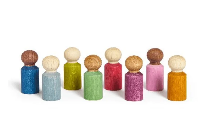 eco-conscious wooden toys                 Lubu Peg People (8 pack) by Lubulona