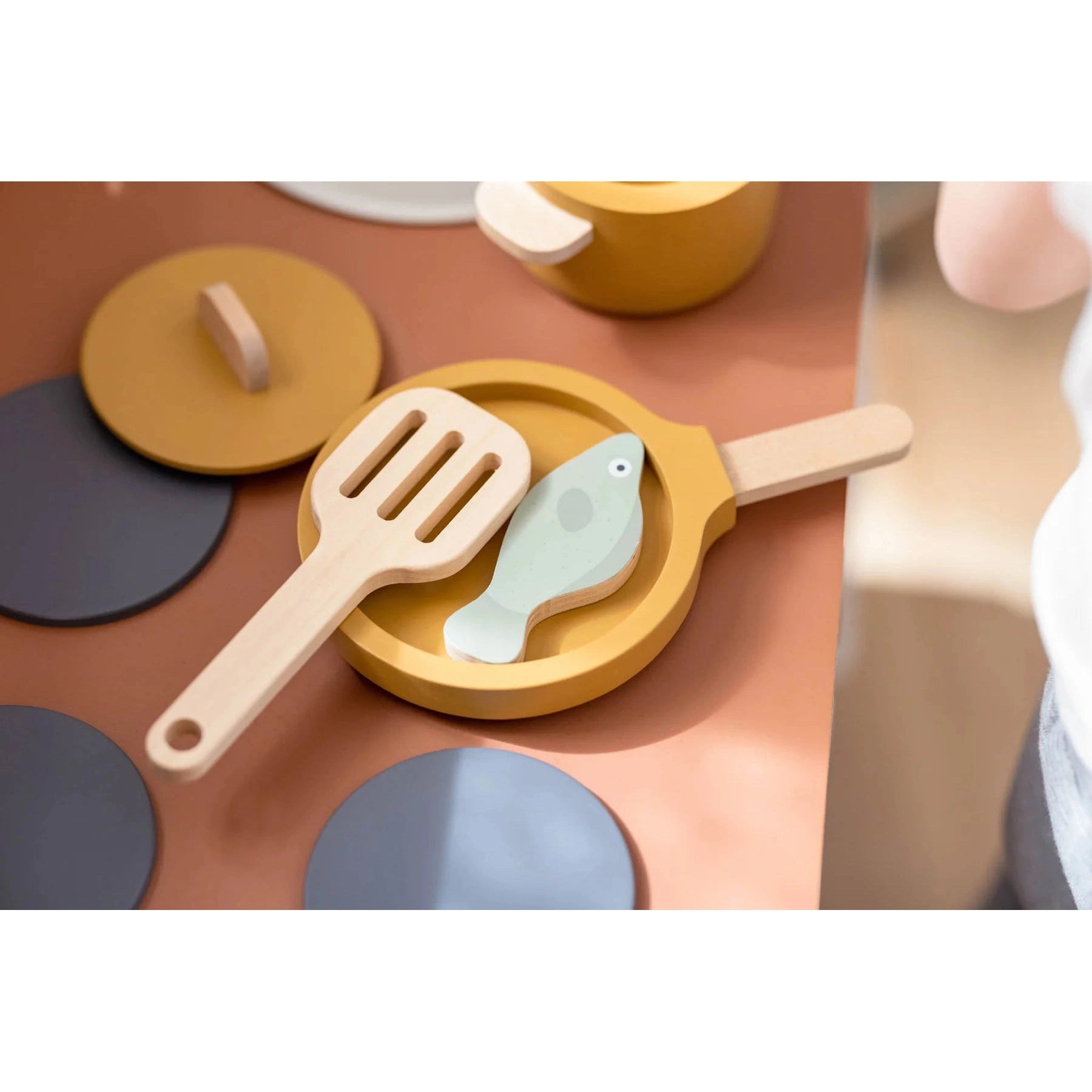play-value packed wooden toys                   Pot & Pan VARIOUS COLOURS