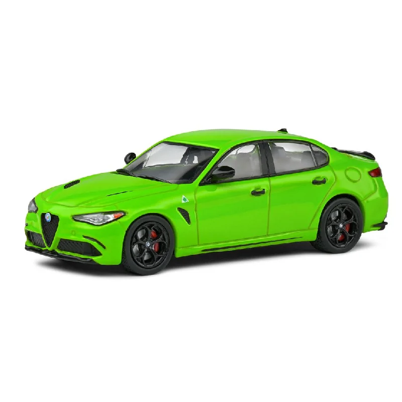 Durable toysALFA ROMEO GIULIA QUADRIFOGLIO GREEN 2020 1:43 scale by Solido